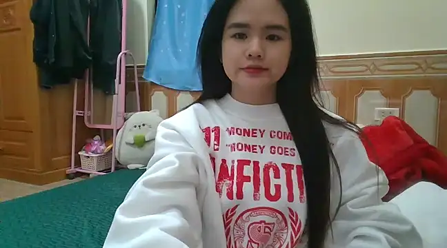 Yin-girl online show from December 27, 2024, 11:28 am