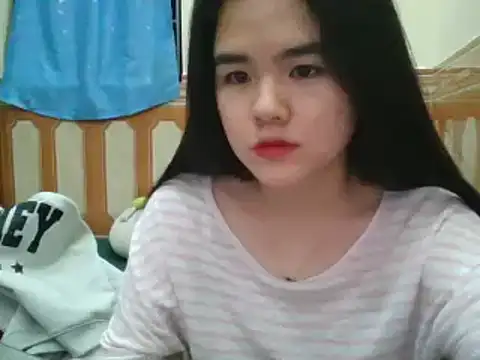 Yin-girl online show from January 11, 2025, 11:45 am