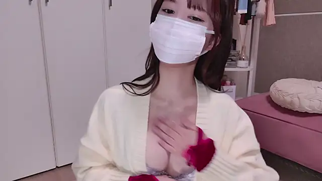 Snapshot of TsukasaSakai chatting on December 22, 2024, 3:55 am TsukasaSakai online show from December 22, 2024, 3:55 am