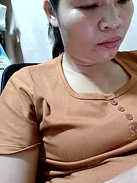 Snapshot of _Mira_69_ chatting on November 25, 2025, 8:25 am Mira 69 online show from November 25, 2025, 8:25 am