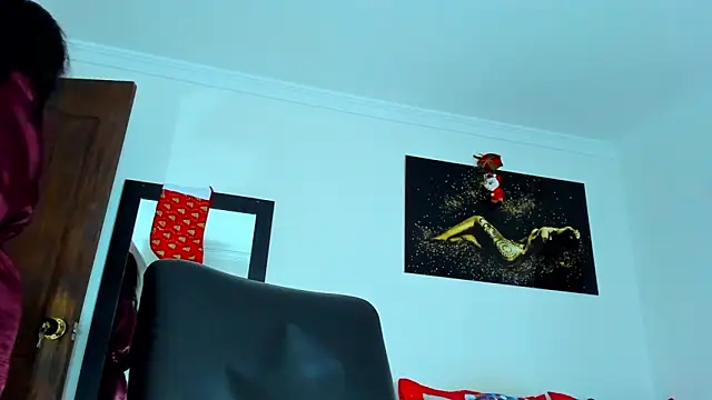 KimberlyBanks2 online show from December 20, 2025, 1:07 pm