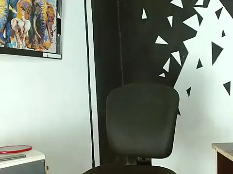 Snapshot of Yeiko_Park2 chatting on January 16, 2025, 3:56 am Yeiko Park2 online show from January 16, 2025, 3:56 am