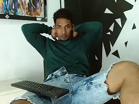 Snapshot of Yeiko_Park2 chatting on February 23, 2025, 1:35 am Yeiko Park2 online show from February 23, 2025, 1:35 am