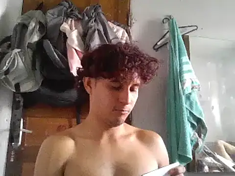 pedrodavid  online show from January 29, 2025, 7:32 pm