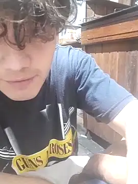 pedrodavid  online show from September 19, 2025, 4:03 am