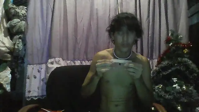 pedrodavid  online show from November 19, 2025, 11:49 pm