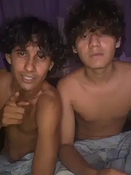 pedrodavid  online show from November 30, 2025, 4:27 am