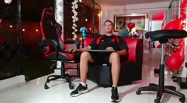 Snapshot of damiam_fiery chatting on March 16, 2025, 12:34 am damiam fiery online show from March 16, 2025, 12:34 am