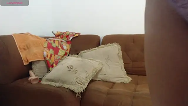 mina smith1 online show from January 4, 2025, 2:25 pm