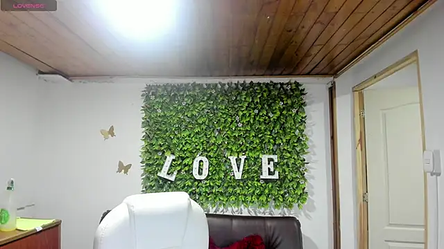 Enma  clark online show from February 18, 2025, 7:19 pm