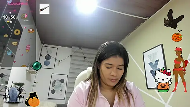 Enma  clark online show from November 3, 2025, 4:03 am