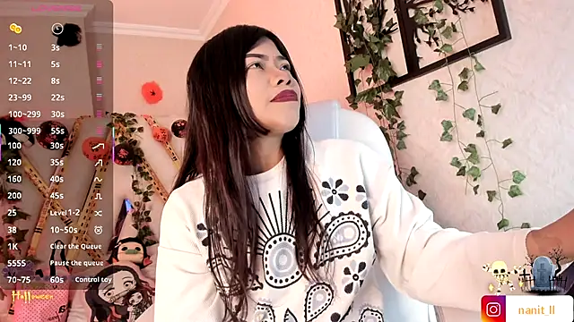 Punkys  online show from October 31, 2025, 10:55 pm