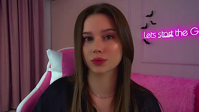 DianaVert online show from October 20, 2025, 6:30 pm