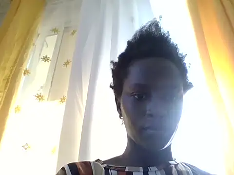 queen-goddess online show from October 2, 2025, 1:18 pm