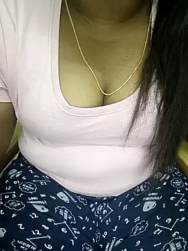 Snapshot of tamil_subha69 chatting on January 4, 2025, 5:16 pm tamil subha69 online show from January 4, 2025, 5:16 pm