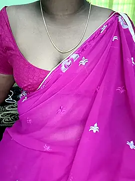 Snapshot of tamil_subha69 chatting on February 20, 2025, 4:39 am tamil subha69 online show from February 20, 2025, 4:39 am