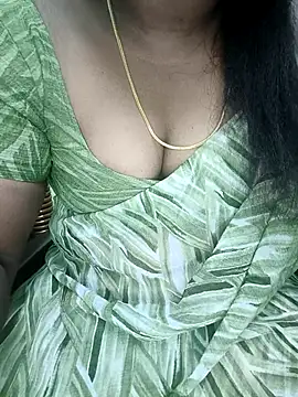 Snapshot of tamil_subha69 chatting on February 24, 2025, 10:58 pm tamil subha69 online show from February 24, 2025, 10:58 pm