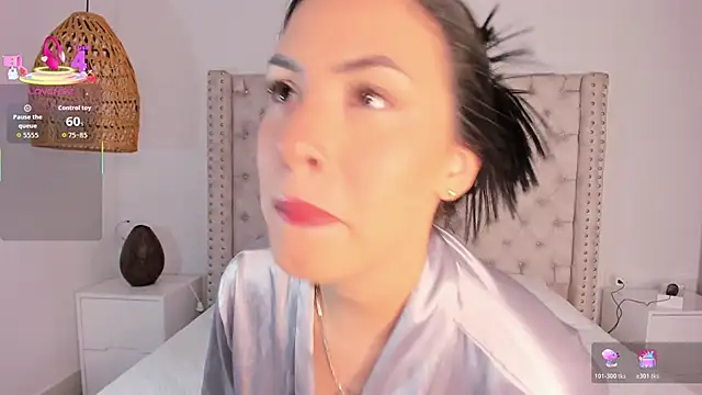 Maya Bluee online show from December 16, 2025, 3:44 am