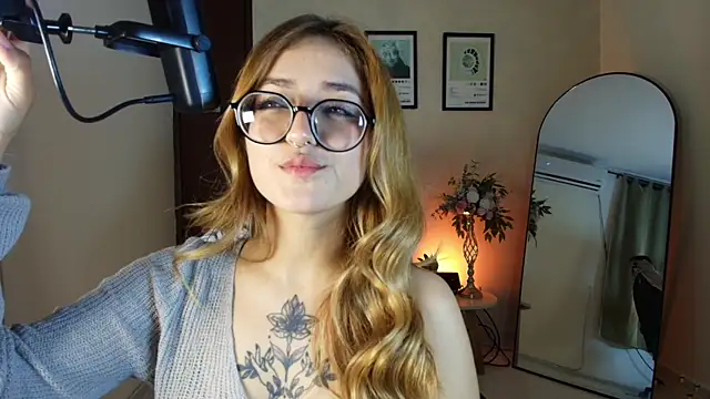 SweetJennaa online show from June 11, 2026, 2:53 am