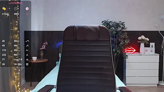 Cutie Annie online show from March 5, 2025, 1:52 am