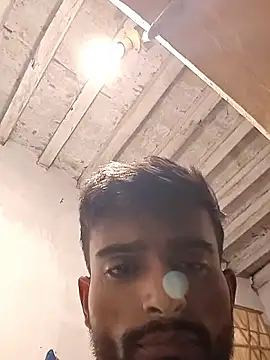 PRIYANHUxh online show from November 30, 2025, 8:02 pm