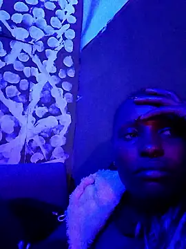 Candykitten online show from January 8, 2026, 5:48 pm