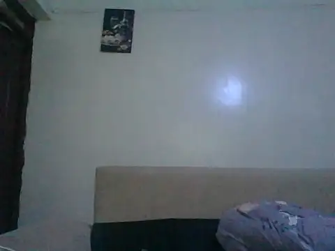 Candykitten online show from March 19, 2026, 7:12 am