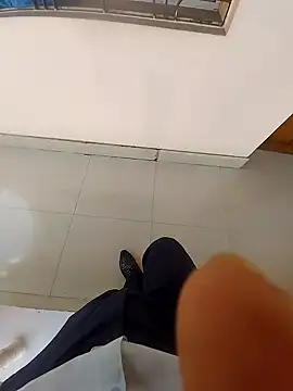 India Dick8 online show from March 4, 2025, 10:35 am