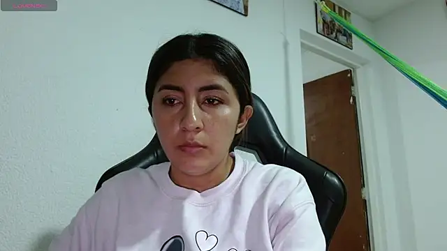 danna peterson1 online show from April 16, 2026, 11:40 pm