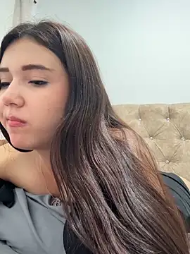 mia cooper 24 online show from March 21, 2026, 8:19 am