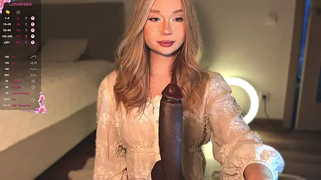 Snapshot of diaanona chatting on February 14, 2026, 6:15 pm diaanona online show from February 14, 2026, 6:15 pm