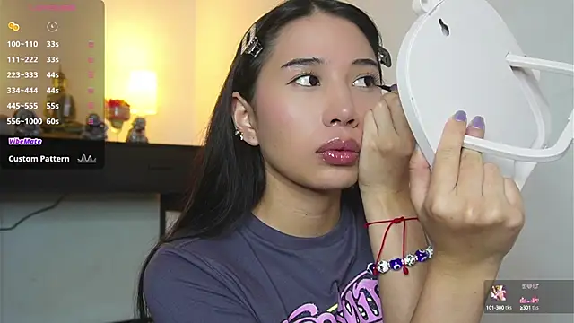 AlessiaVix online show from January 14, 2025, 5:01 pm