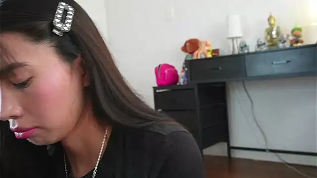 AlessiaVix online show from June 2, 2026, 4:53 pm