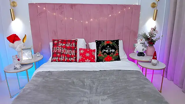 MilaVoxx online show from December 23, 2024, 6:00 am