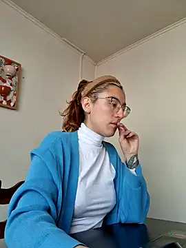 Snapshot of Afrania chatting on December 22, 2024, 3:11 am Afrania online show from December 22, 2024, 3:11 am