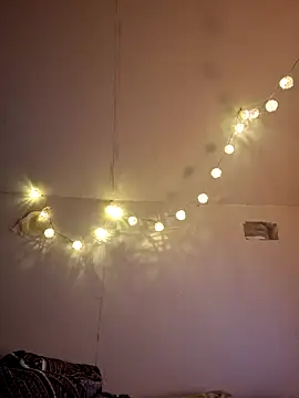 Snapshot of Afrania chatting on February 19, 2025, 4:12 am Afrania online show from February 19, 2025, 4:12 am