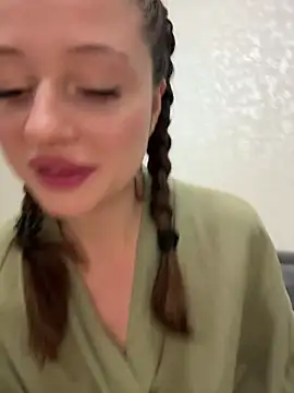 Snapshot of Kimsweet7 chatting on November 28, 2025, 5:59 pm Kimsweet7 online show from November 28, 2025, 5:59 pm