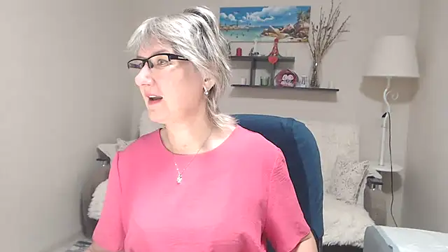 FleurMays online show from November 24, 2025, 4:45 am