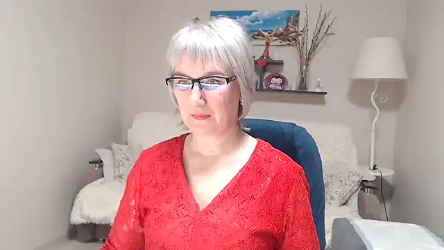 FleurMays online show from February 18, 2026, 12:23 pm