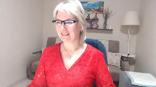 FleurMays online show from April 11, 2026, 3:00 am