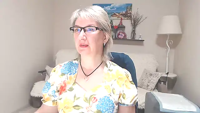 FleurMays online show from May 20, 2026, 3:24 am