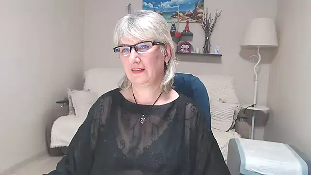 FleurMays online show from July 15, 2026, 9:58 am