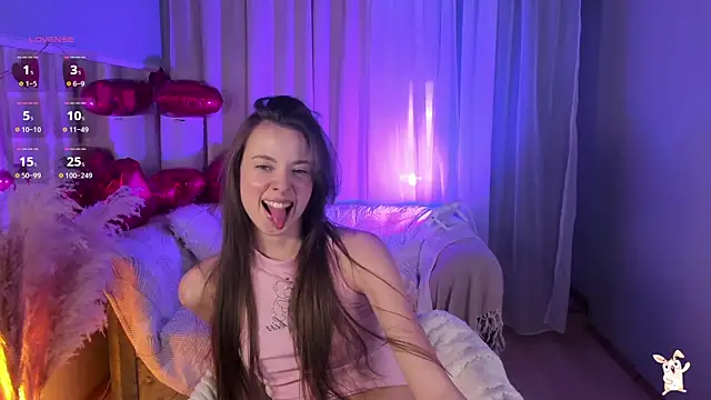 Snapshot of Goldy_Grace_ chatting on February 13, 2025, 6:16 pm Goldy Grace  online show from February 13, 2025, 6:16 pm