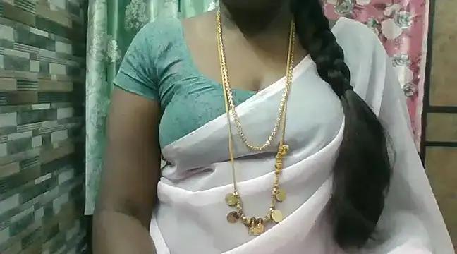 Hot akshara online show from December 13, 2024, 3:21 pm