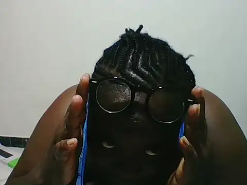 Snapshot of Hotwife8 chatting on February 6, 2026, 8:45 pm Hotwife8 online show from February 6, 2026, 8:45 pm