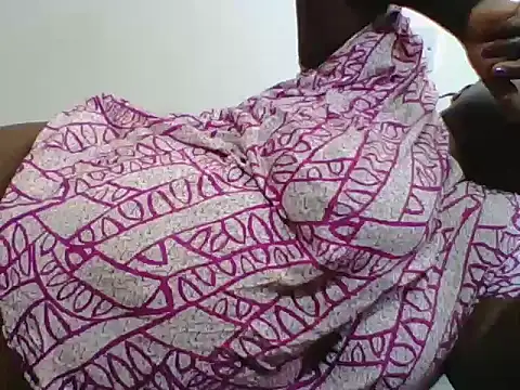 Snapshot of Hotwife8 chatting on March 2, 2026, 7:59 am Hotwife8 online show from March 2, 2026, 7:59 am