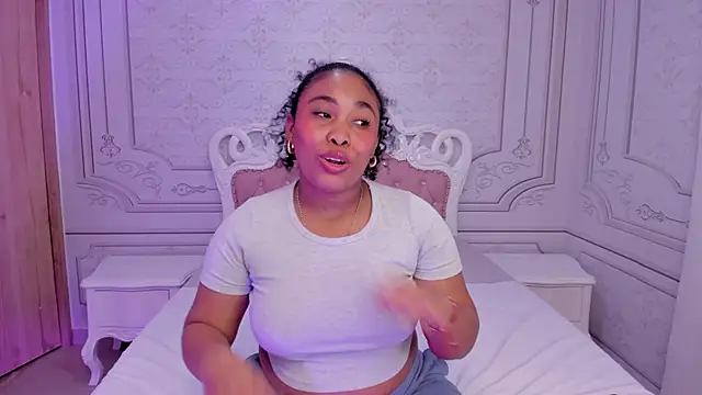 Leah Sweetie online show from March 4, 2025, 2:21 pm