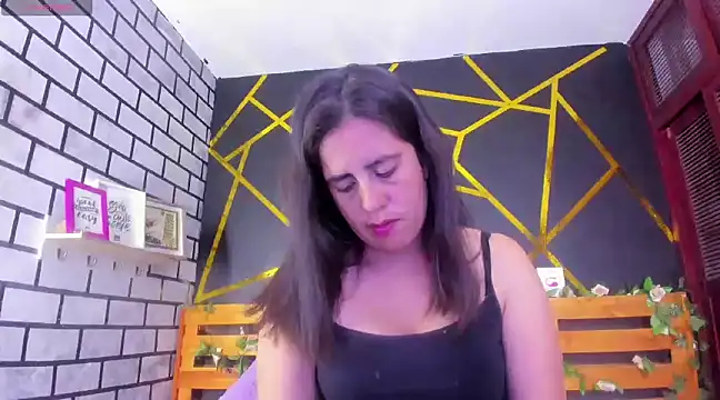 kathina giraldo online show from December 27, 2024, 4:21 pm