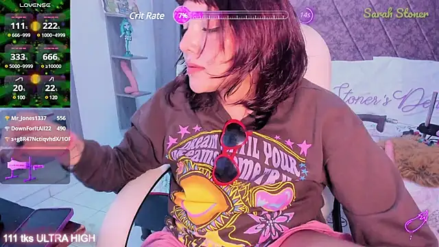 Sarah-Stoner online show from March 1, 2025, 10:42 pm