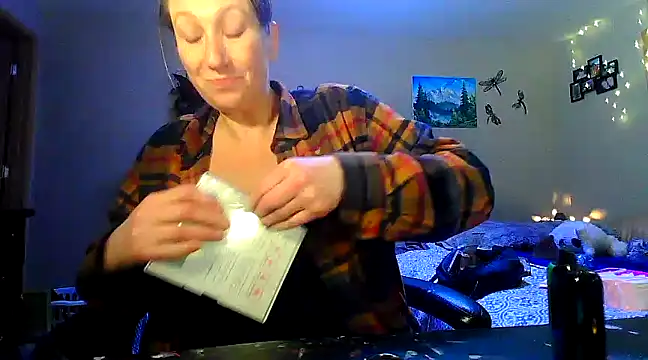 lilyhornyhousewife online show from March 15, 2025, 2:12 pm